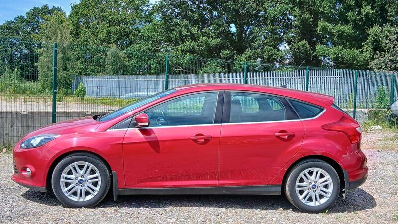 Ford Focus view 4