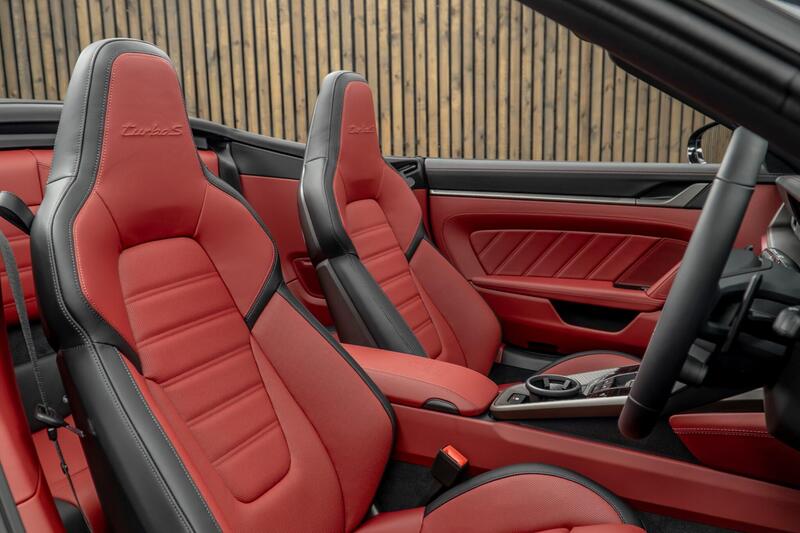 Porsche 911 view 2