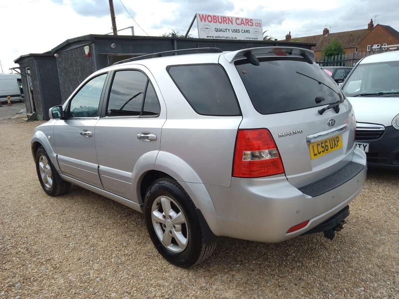 Kia Sorento view 4