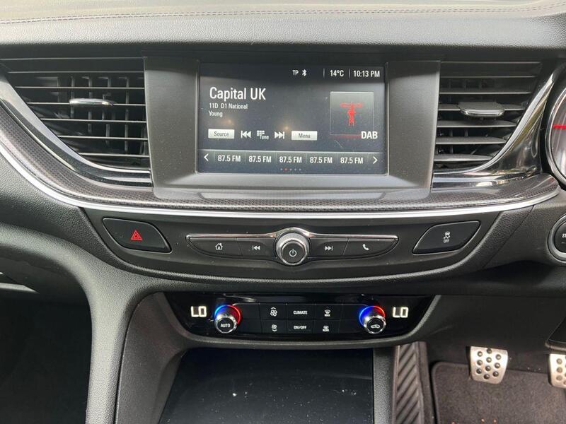 Vauxhall Insignia view 25