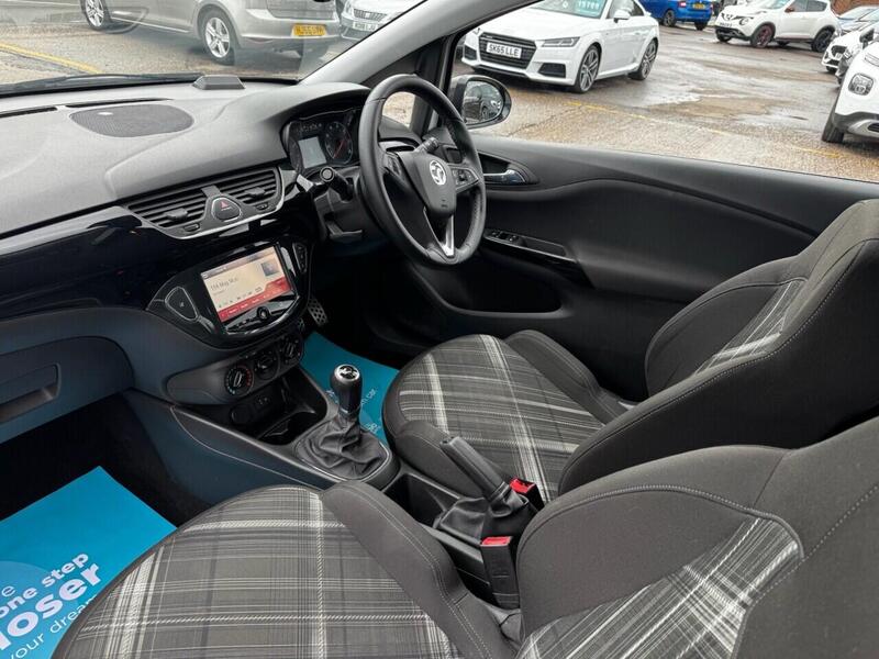 Vauxhall Corsa view 3