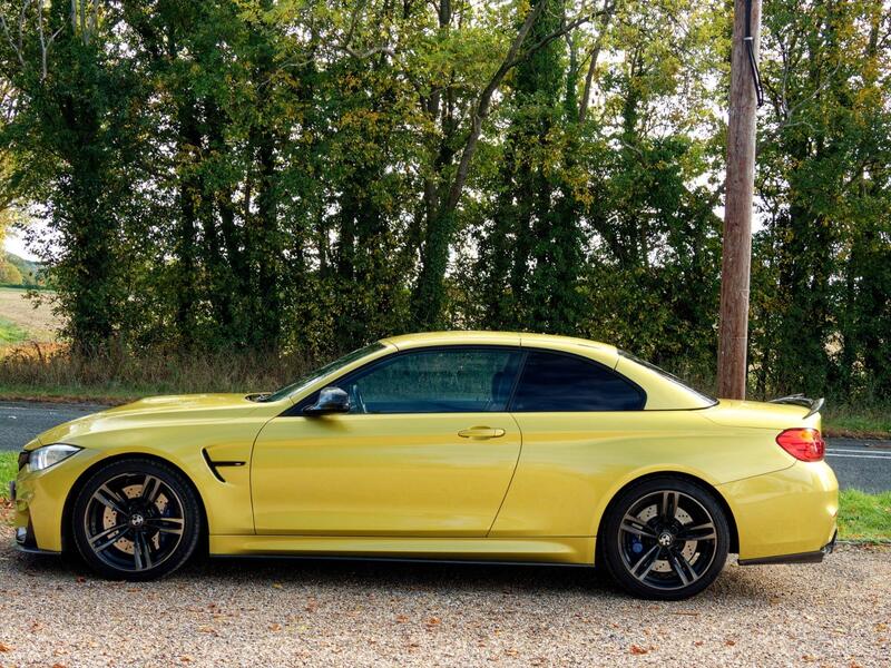 BMW M4 view 7