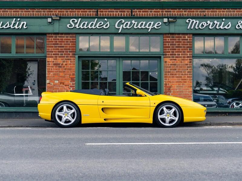 Ferrari F355 main image