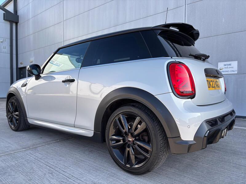 Mini Hatch view 2