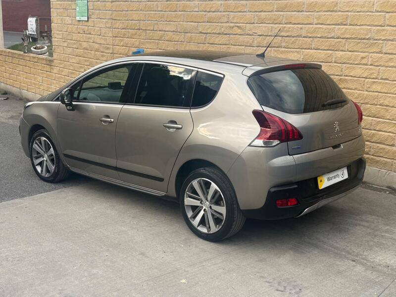 Peugeot 3008 view 7