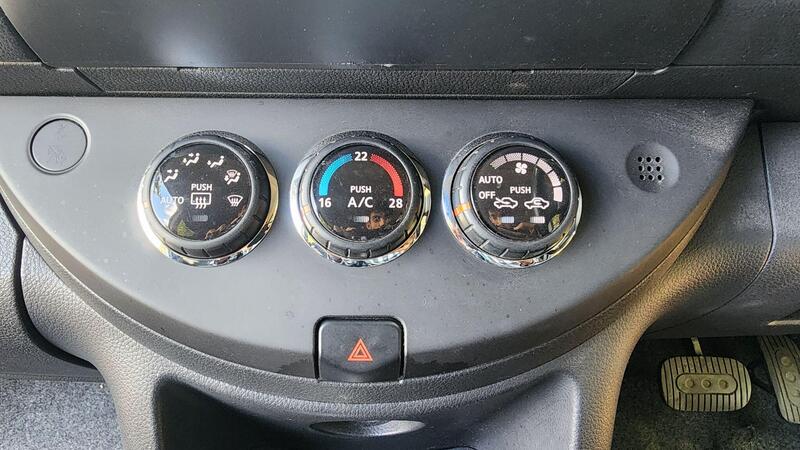 2010 Nissan Note — photo 23