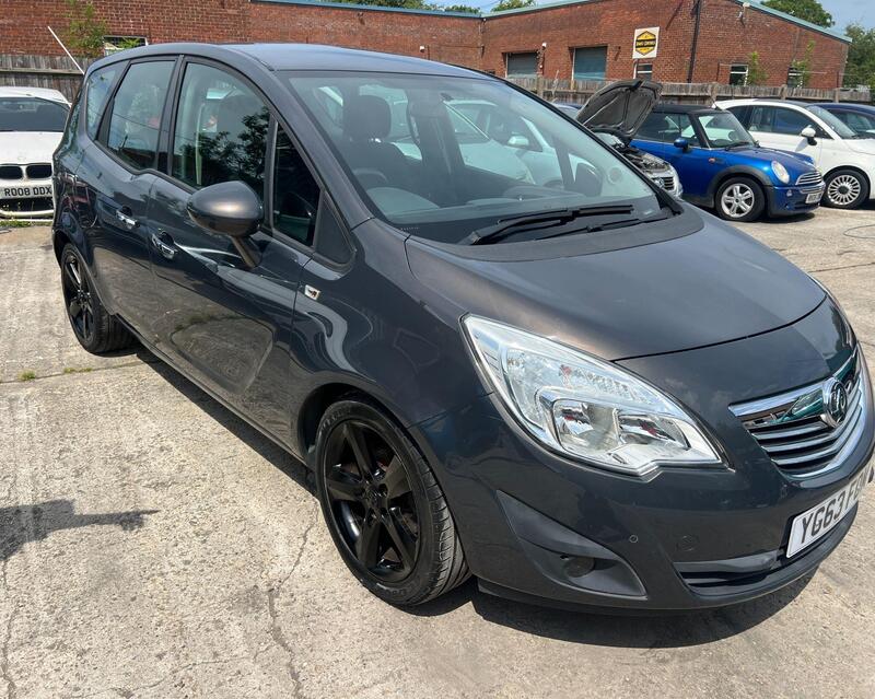 Vauxhall Meriva view 2