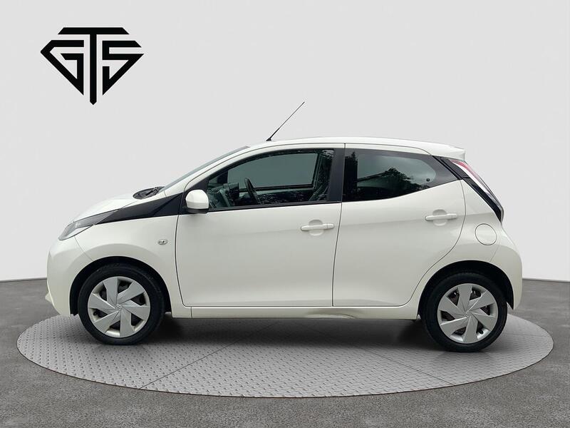 Toyota Aygo view 6