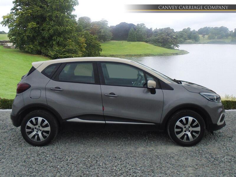 Renault Captur view 5