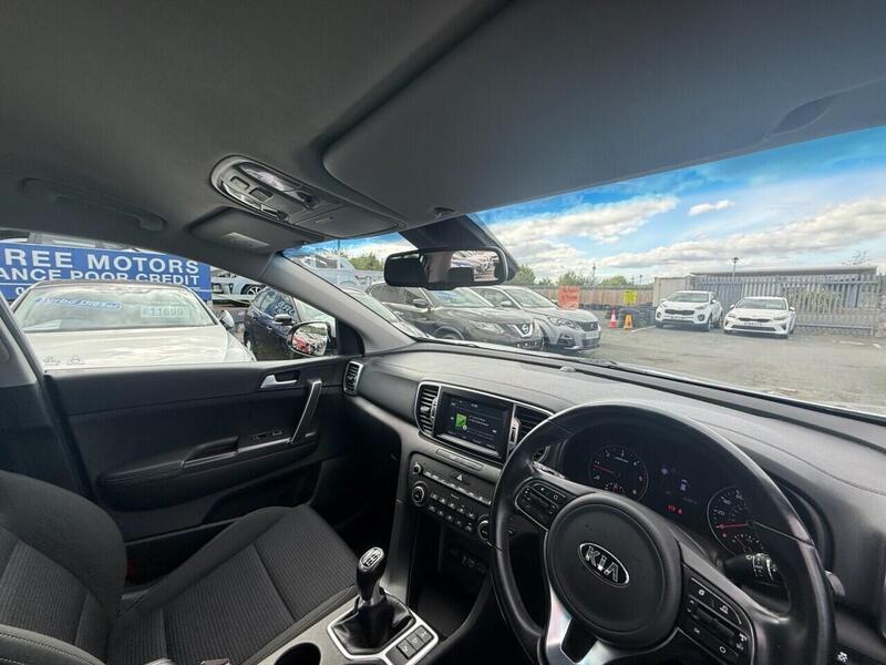 Kia Sportage view 2