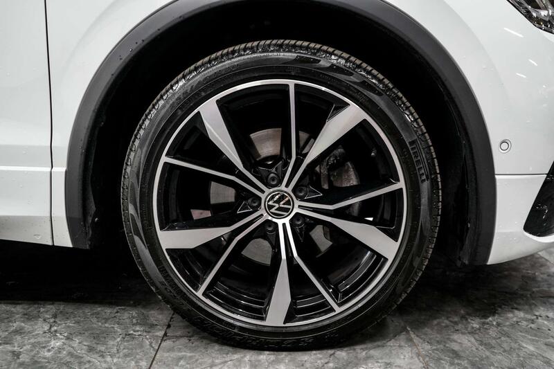 Volkswagen Tiguan view 7