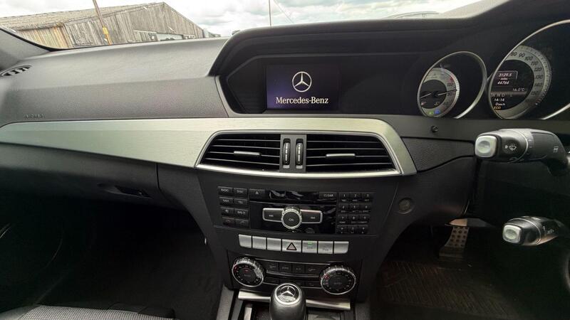 2012 Mercedes-Benz C Class — photo 26