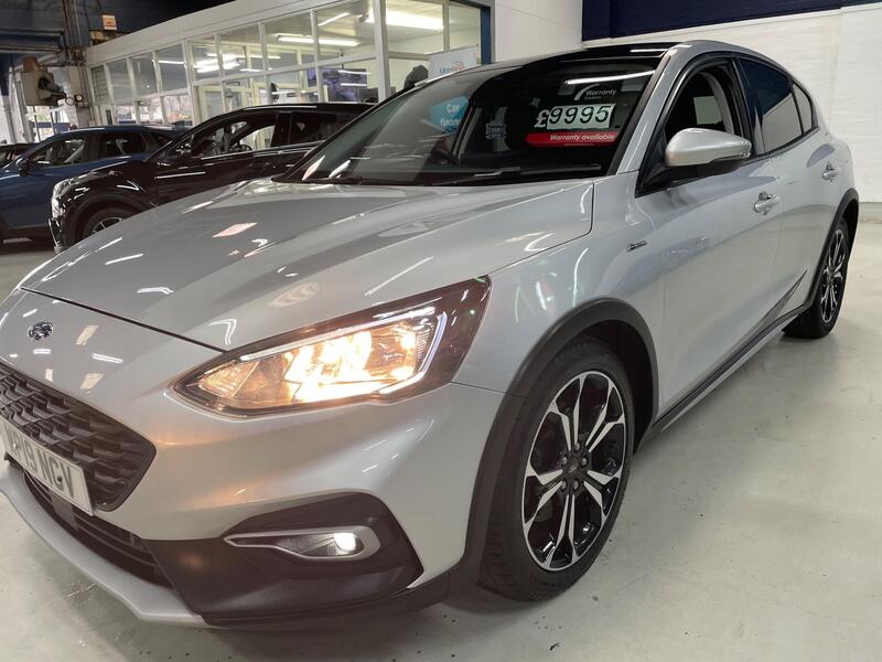 Ford Focus view 5