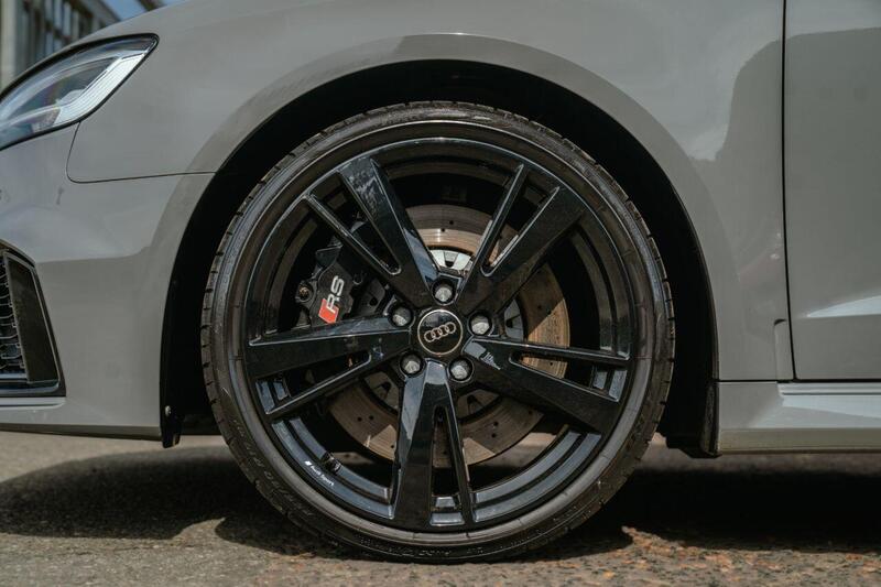 Audi Audi RS3 view 3