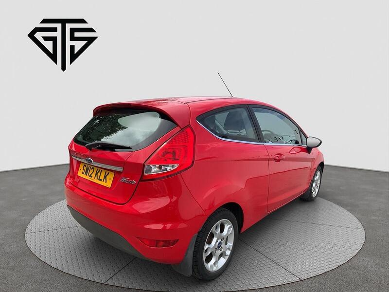 Ford Fiesta view 3