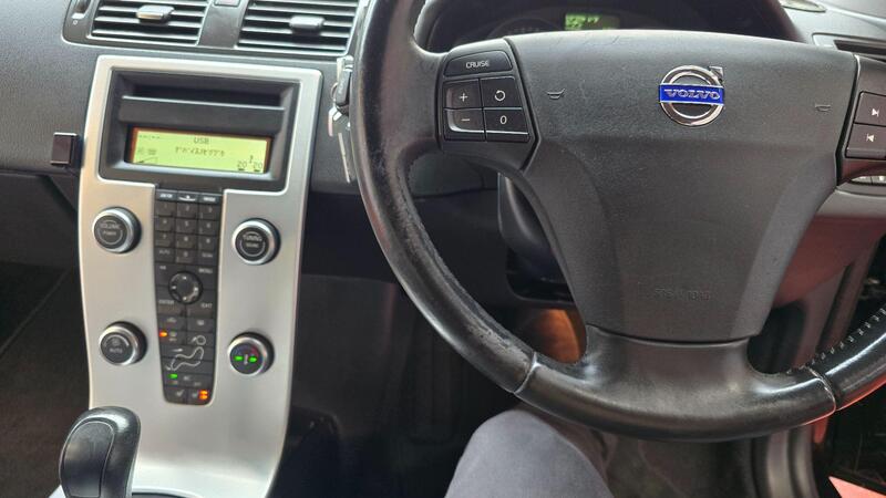 Volvo V50 view 5