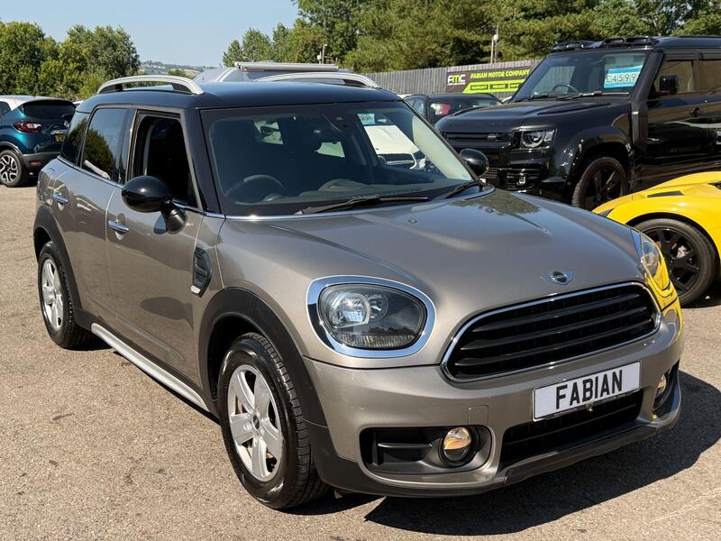 Mini Countryman view 6
