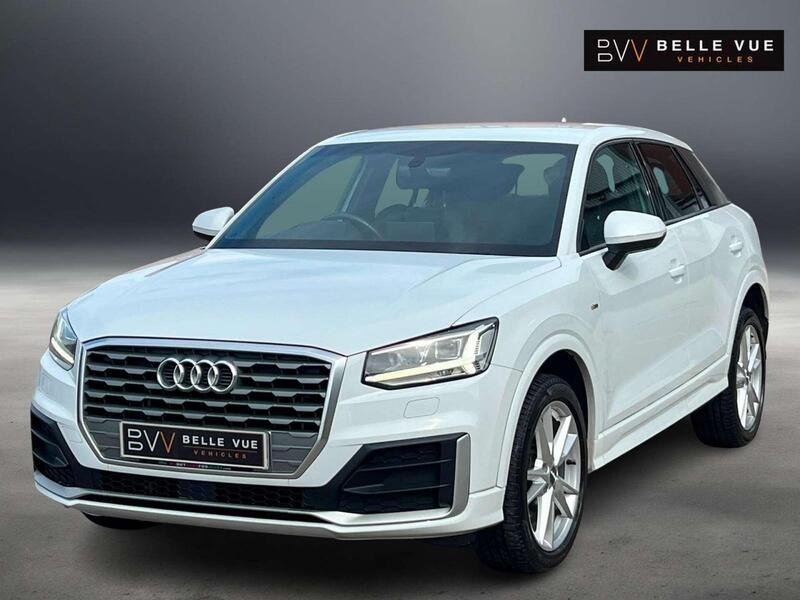 Audi Q2 view 6