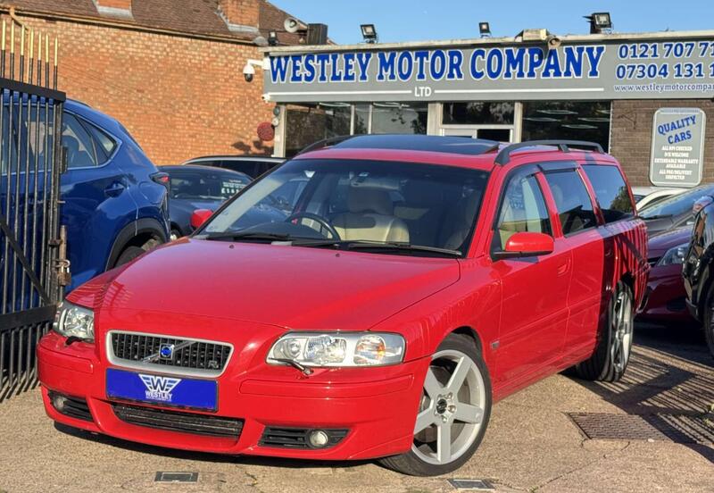 Volvo V70 view 3
