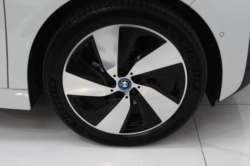 2022 BMW i3 in White — image 37 of 79
