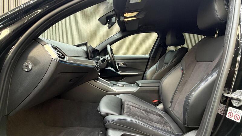 BMW 3 Series view 3