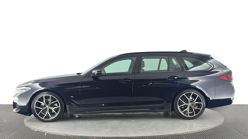 BMW 5 Series view 7