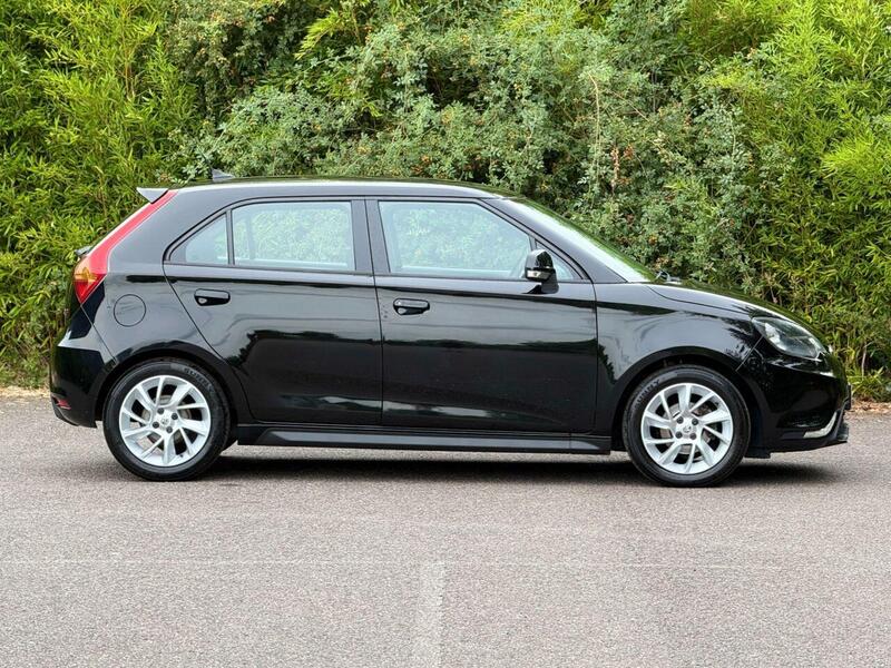 MG MG3 view 3