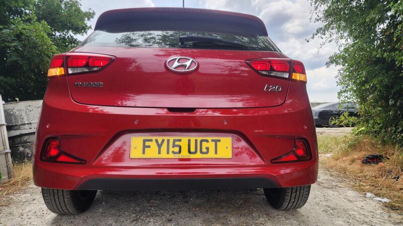 2015 Hyundai i20 — photo 6