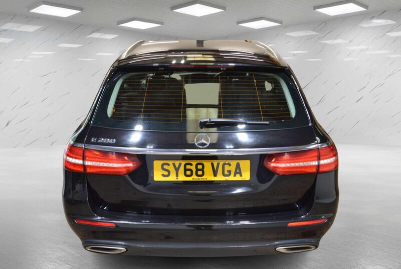 Mercedes-Benz E-Class view 6