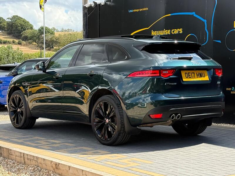 Jaguar F-Pace view 3