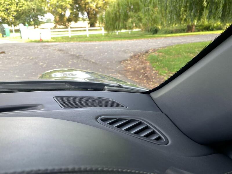 Porsche 911 view 56