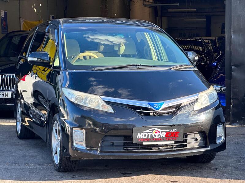 Toyota Estima view 3
