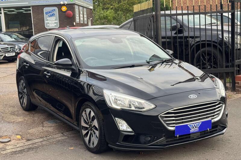 Ford Focus view 4