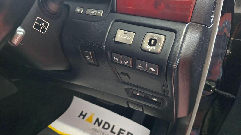 Lexus LS view 19