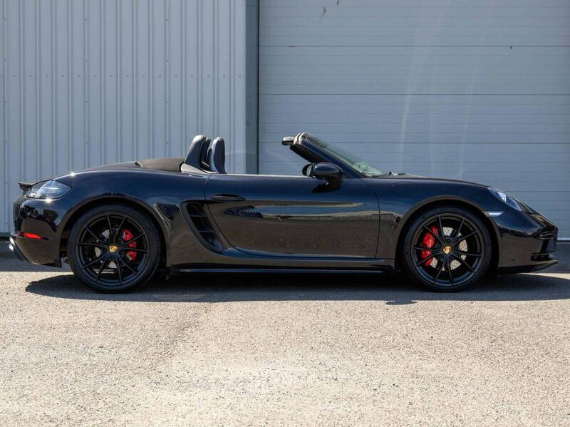 Porsche 718 Boxster view 7
