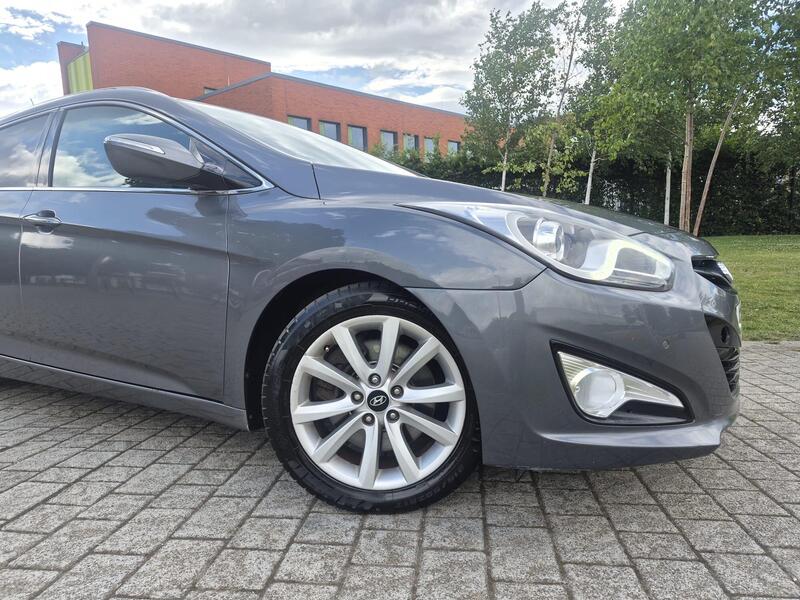 Hyundai I40 view 6