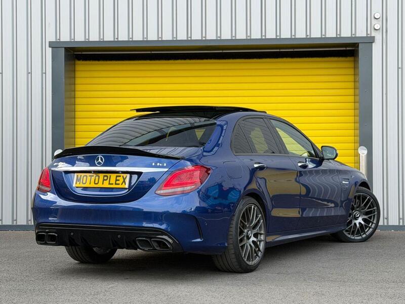 Mercedes-Benz C-Class view 7
