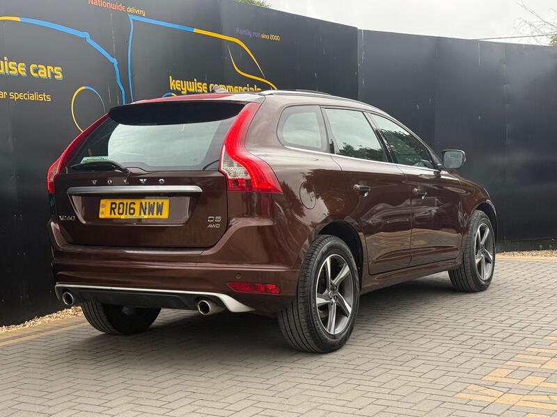 Volvo XC60 view 5