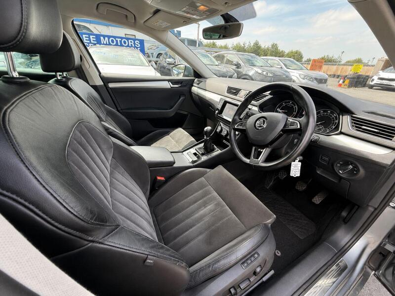 Skoda Superb view 2