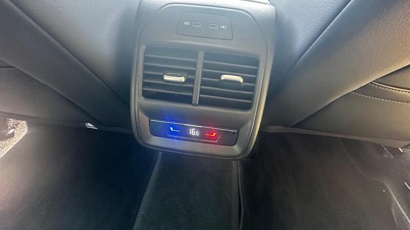 2025 Volkswagen Passat — photo 14