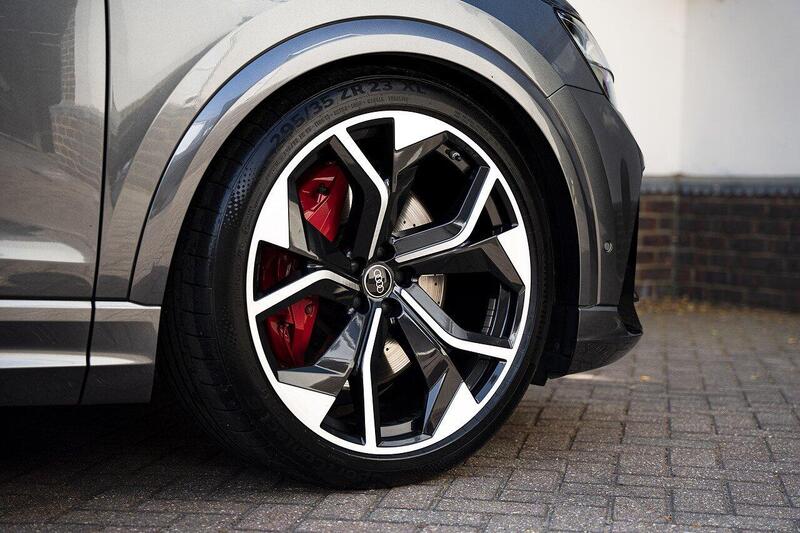 Audi Audi RSQ8 view 7