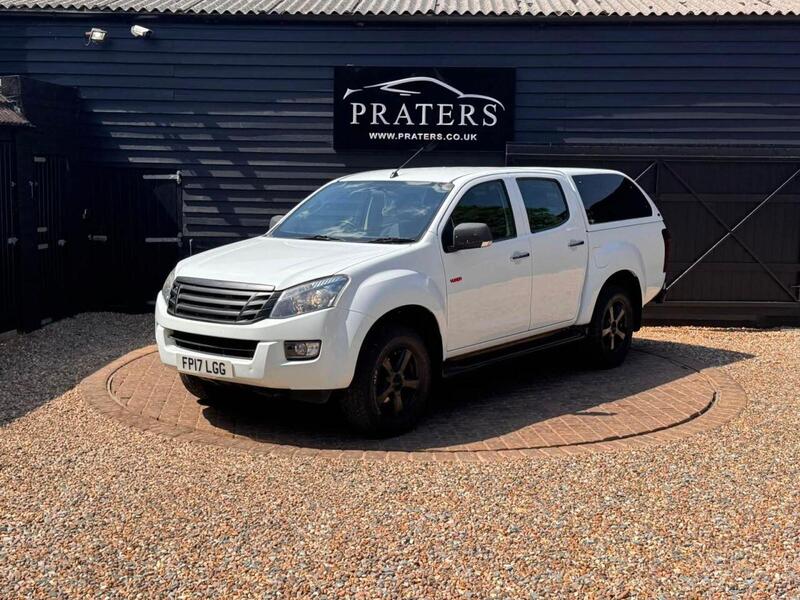 Isuzu D-Max view 2