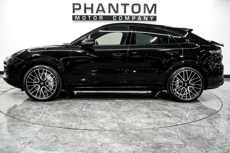 Porsche Cayenne view 3