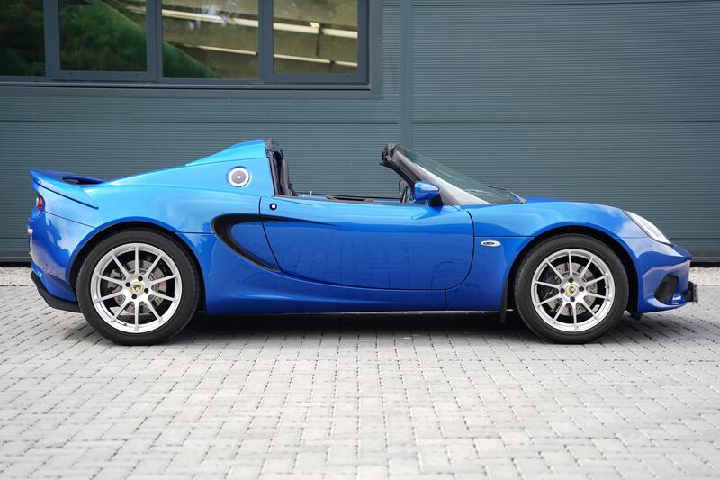 Lotus Elise view 3