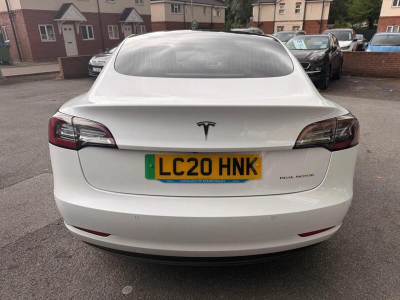 Tesla Model 3 view 5