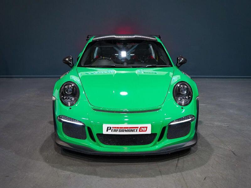Porsche 911 view 3