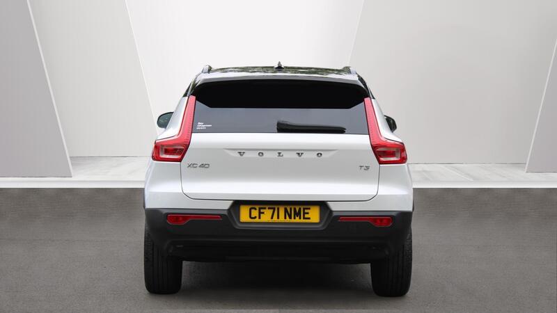 Volvo XC40 view 7