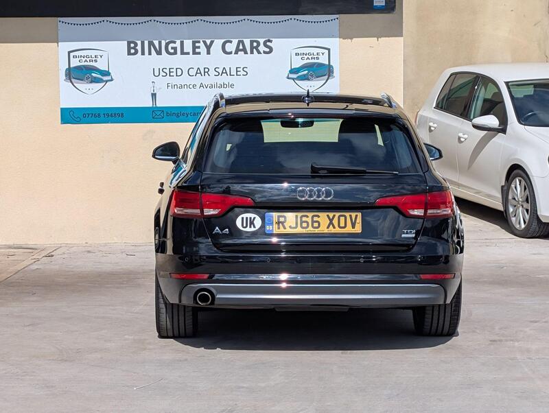 Audi A4 view 6