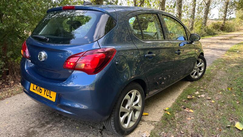 2016 Vauxhall Corsa — photo 12