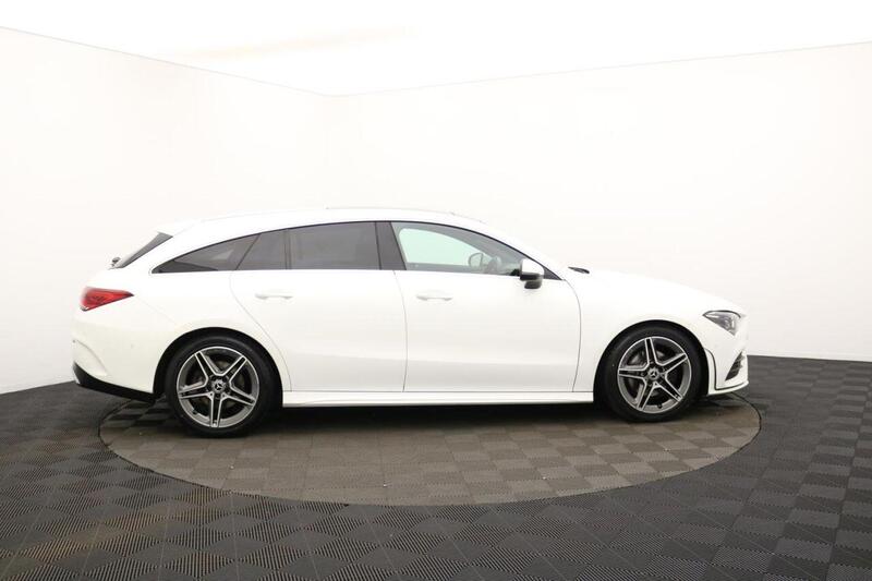 Mercedes-Benz Cla view 2